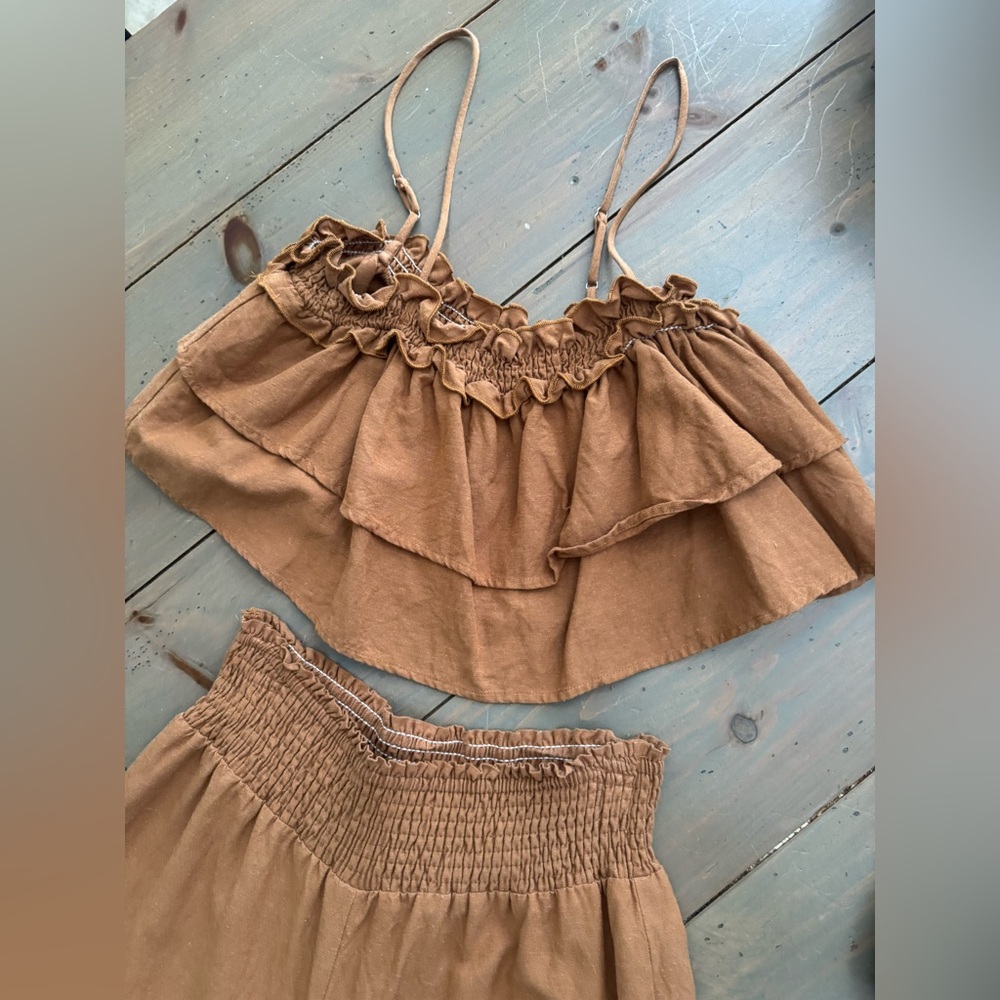 Petal & Pup Rust Colored Ruffled Matching Set
